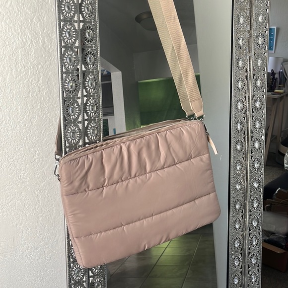 H&M Accessories 5for25 Hm Puffy 3 Laptop Bag Travel School College